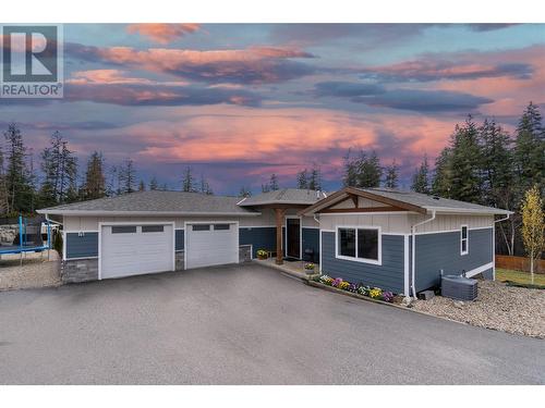 4120 20 Street, Salmon Arm, BC - Outdoor