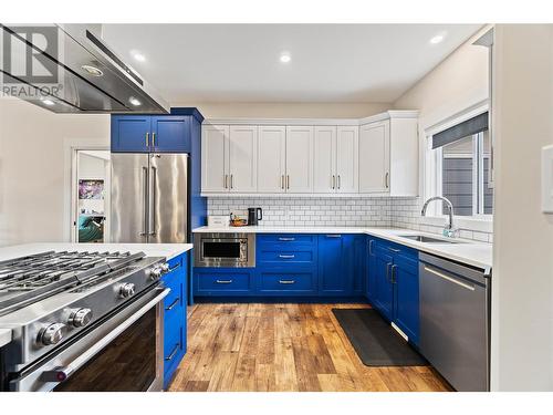 4120 20 Street, Salmon Arm, BC - Indoor Photo Showing Kitchen With Upgraded Kitchen