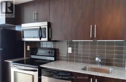 4709 - 65 Bremner Boulevard, Toronto, ON - Indoor Photo Showing Kitchen