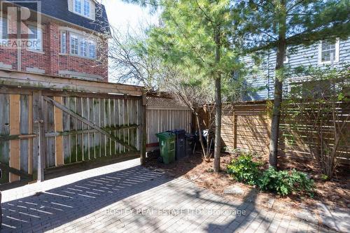 29 Spruce Street, Toronto, ON - Outdoor