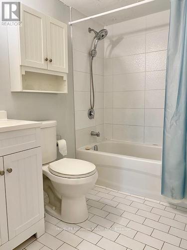 617 - 44 St Joseph Street, Toronto (Bay Street Corridor), ON - Indoor Photo Showing Bathroom