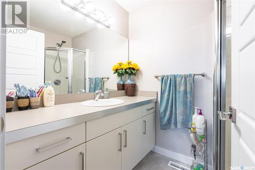 314 Bentley Lane, Saskatoon, SK - Indoor Photo Showing Bathroom