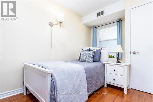 116 - 78 Roehampton Avenue, St. Catharines, ON - Indoor Photo Showing Bedroom