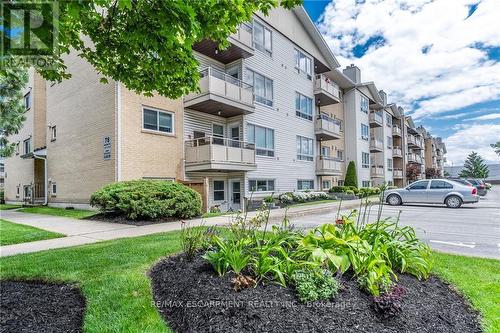 116 - 78 Roehampton Avenue, St. Catharines, ON - Outdoor