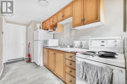 82 Marlborough Street, Brantford, ON - Indoor Photo Showing Kitchen