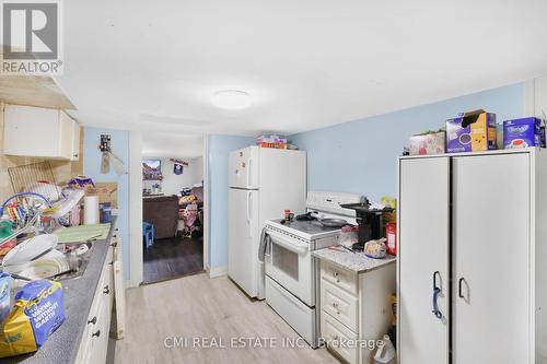 82 Marlborough Street, Brantford, ON - Indoor Photo Showing Kitchen