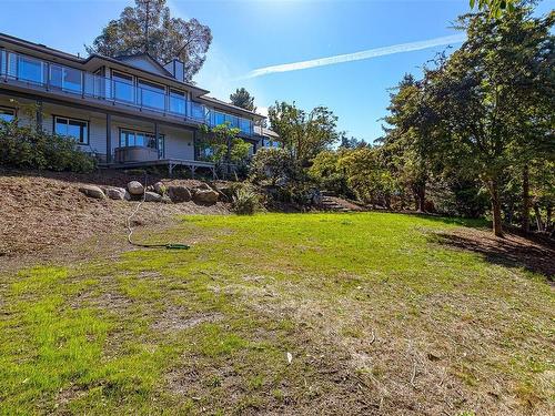 1319 Lands End Rd, North Saanich, BC 