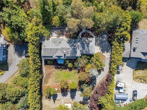 1319 Lands End Rd, North Saanich, BC 