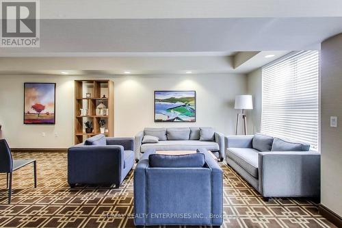 310 - 77 Mcmurrich Street, Toronto (Annex), ON - Indoor Photo Showing Living Room