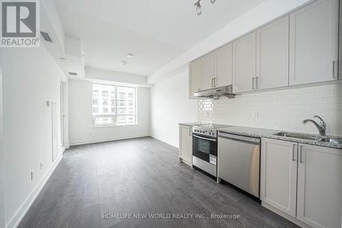 633W - 268 Buchanan Drive, Markham (Unionville), ON - Indoor Photo Showing Kitchen With Double Sink