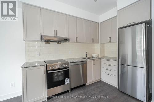 633W - 268 Buchanan Drive, Markham (Unionville), ON - Indoor Photo Showing Kitchen