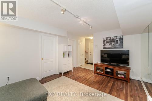 2 - 346 Park Lawn Road, Toronto (Stonegate-Queensway), ON - Indoor