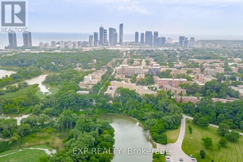 2 - 346 Park Lawn Road, Toronto (Stonegate-Queensway), ON - Outdoor With View