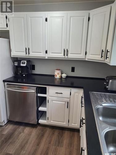 713 Beharrel Street, Oxbow, SK - Indoor Photo Showing Kitchen With Double Sink