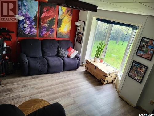 713 Beharrel Street, Oxbow, SK - Indoor Photo Showing Living Room