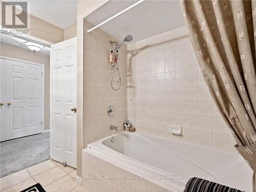 2252 Fairbairn Court, Oakville (West Oak Trails), ON - Indoor Photo Showing Bathroom