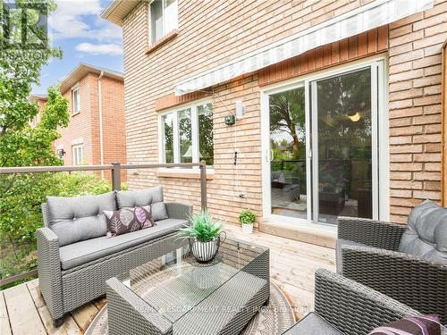 2252 Fairbairn Court, Oakville, ON - Outdoor With Deck Patio Veranda With Exterior