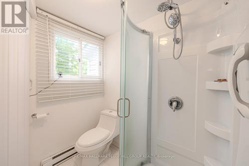 3923 Algonquin Avenue, Innisfil, ON - Indoor Photo Showing Bathroom