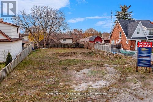 524 Cromwell Avenue, Oshawa, ON 