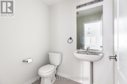 103 Tumblewood Place, Welland, ON - Indoor Photo Showing Bathroom