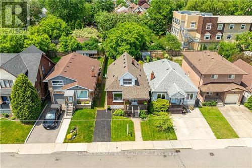 16 Tragina Avenue S, Hamilton, ON - Outdoor With Facade