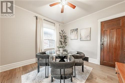 16 Tragina Avenue S, Hamilton, ON - Indoor Photo Showing Dining Room