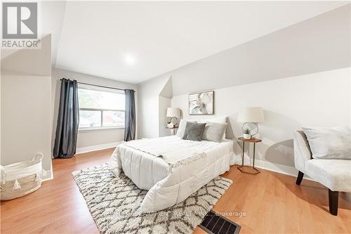 16 Tragina Avenue S, Hamilton (Bartonville), ON - Indoor Photo Showing Bedroom