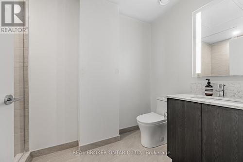 1213 - 270 Dufferin Street, Toronto (South Parkdale), ON - Indoor Photo Showing Bathroom