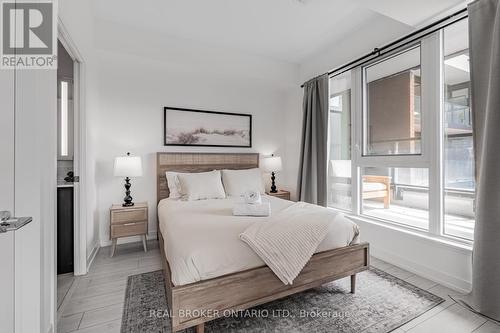 1213 - 270 Dufferin Street, Toronto (South Parkdale), ON - Indoor Photo Showing Bedroom