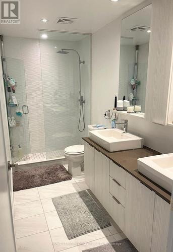 802 - 110 Marine Parade Drive, Toronto (Mimico), ON - Indoor Photo Showing Bathroom