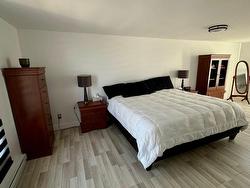 Master bedroom - 