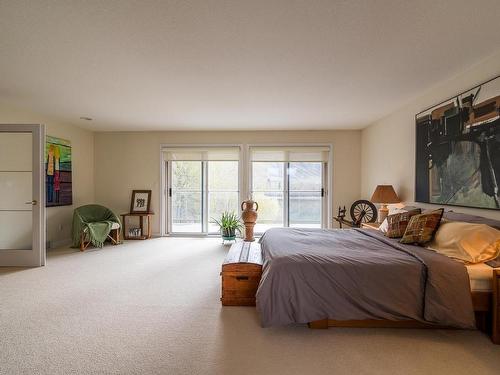 604 Stansfield Road, Kamloops, BC - Indoor Photo Showing Bedroom