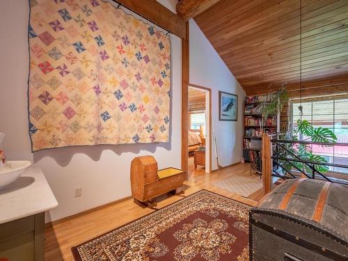 4373 Clearwater Valley Road, Clearwater, BC - Indoor