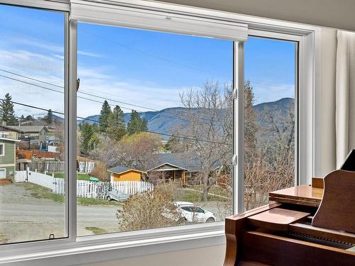 6069 Pringle Road, Kamloops, BC - Indoor