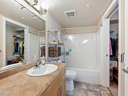 314-689 Tranquille Rd, Kamloops, BC - Indoor Photo Showing Bathroom