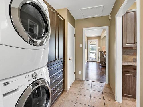 1975 Westsyde Rd, Kamloops, BC - Indoor Photo Showing Laundry Room