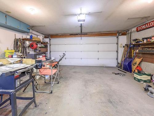 1975 Westsyde Rd, Kamloops, BC - Indoor Photo Showing Garage