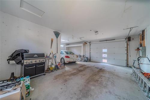 1023 Weatherdon Avenue, Winnipeg, MB - Indoor Photo Showing Garage