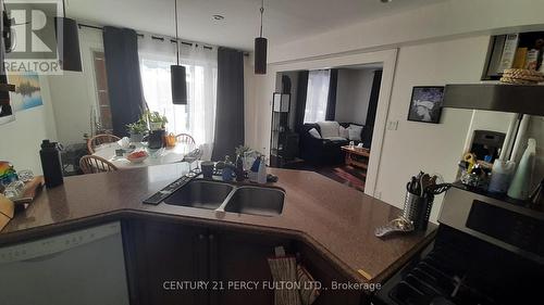 80 Waverley Road, Clarington (Bowmanville), ON - Indoor Photo Showing Kitchen With Double Sink