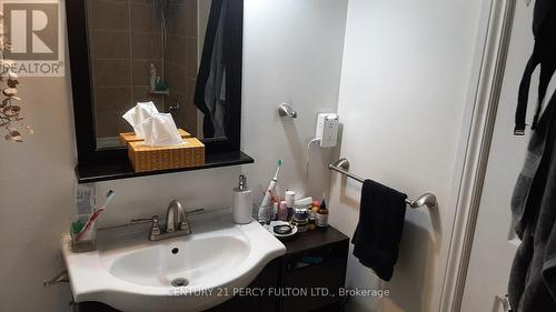 80 Waverley Road, Clarington (Bowmanville), ON - Indoor Photo Showing Bathroom