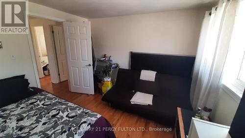 80 Waverley Road, Clarington (Bowmanville), ON - Indoor Photo Showing Bedroom