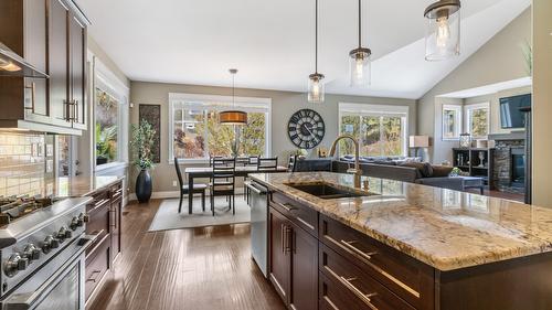 2410 Mountains Hollow Lane, West Kelowna, BC - Indoor Photo Showing Kitchen With Double Sink With Upgraded Kitchen