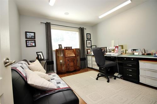 143-3788 Bird Place, Kelowna, BC - Indoor Photo Showing Office