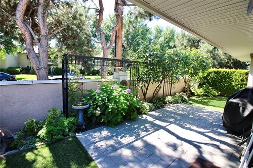 143-3788 Bird Place, Kelowna, BC - Outdoor