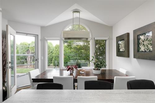 3-1020 Lanfranco Road, Kelowna, BC - Indoor Photo Showing Dining Room