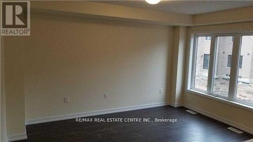 80 Scarletwood Street, Hamilton, ON - Indoor Photo Showing Other Room