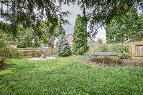 11 Maple Street W, Aylmer (Ay), ON - Outdoor With Backyard