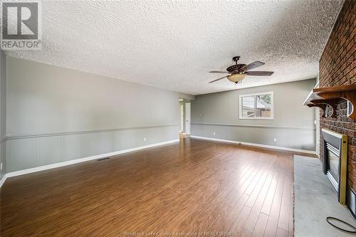 1069 Parkview, Windsor, ON - Indoor Photo Showing Other Room