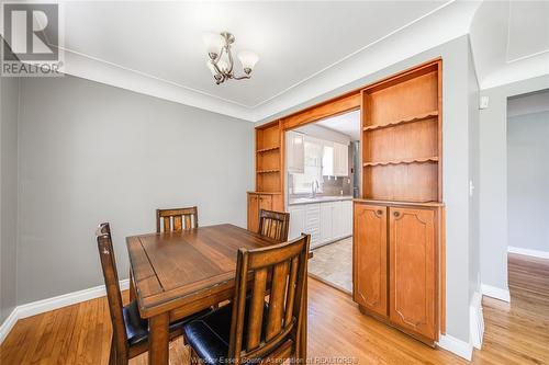 1069 Parkview, Windsor, ON - Indoor Photo Showing Dining Room