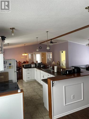 8 Third Street, Bell Island, NL - Indoor Photo Showing Kitchen